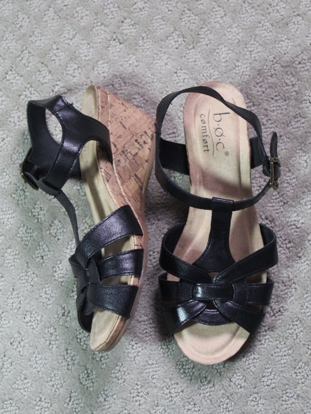 boc Comfort Size 8 Black Cork 2.5" Wedge Heel Sandals